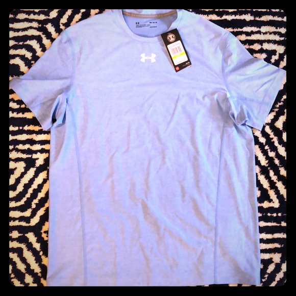 mens under armour loose heatgear shirt